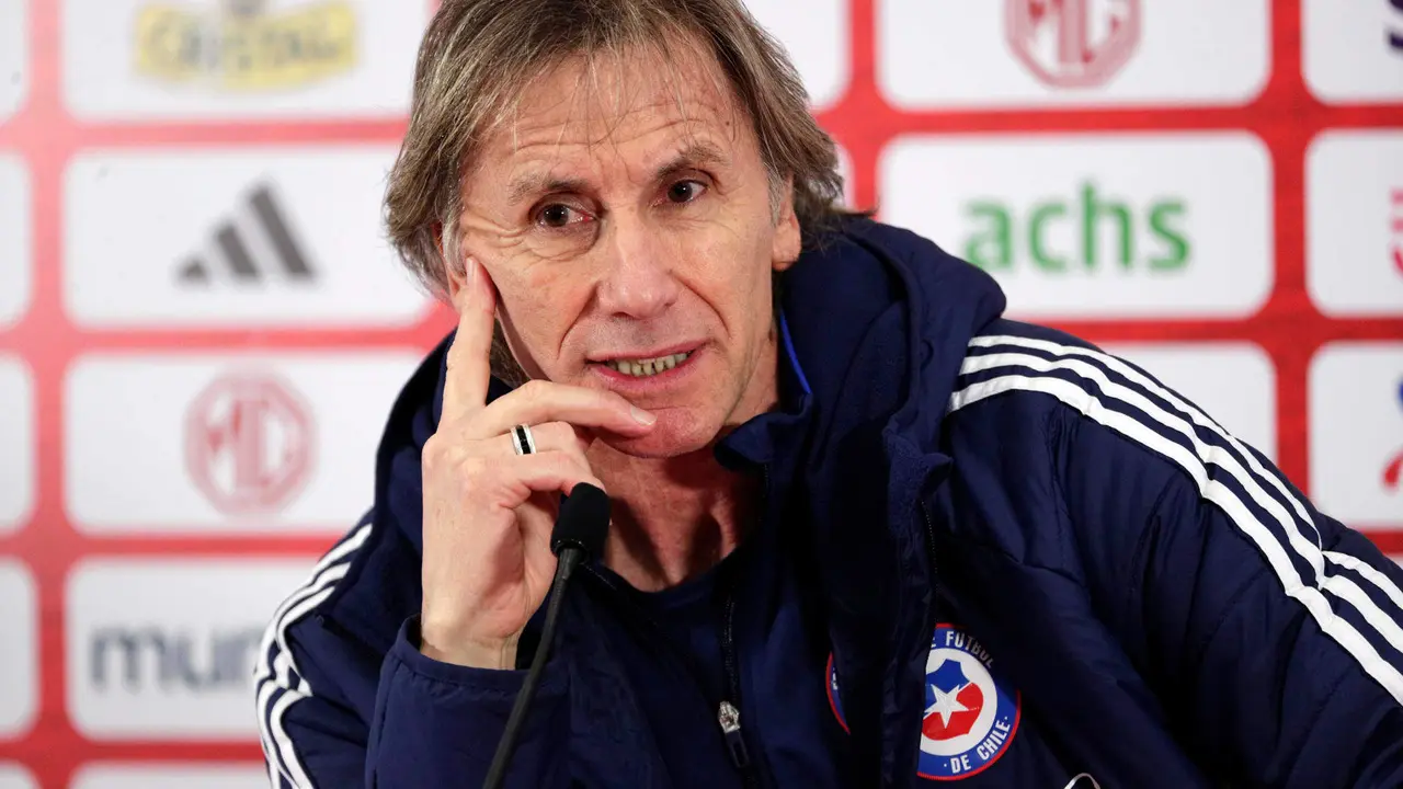 El director t&eacute;cnico de la selecci&oacute;n chilena de f&uacute;tbol, Ricardo Gareca, en una imagen de archivo. EFE/ Elvis Gonz&aacute;lez