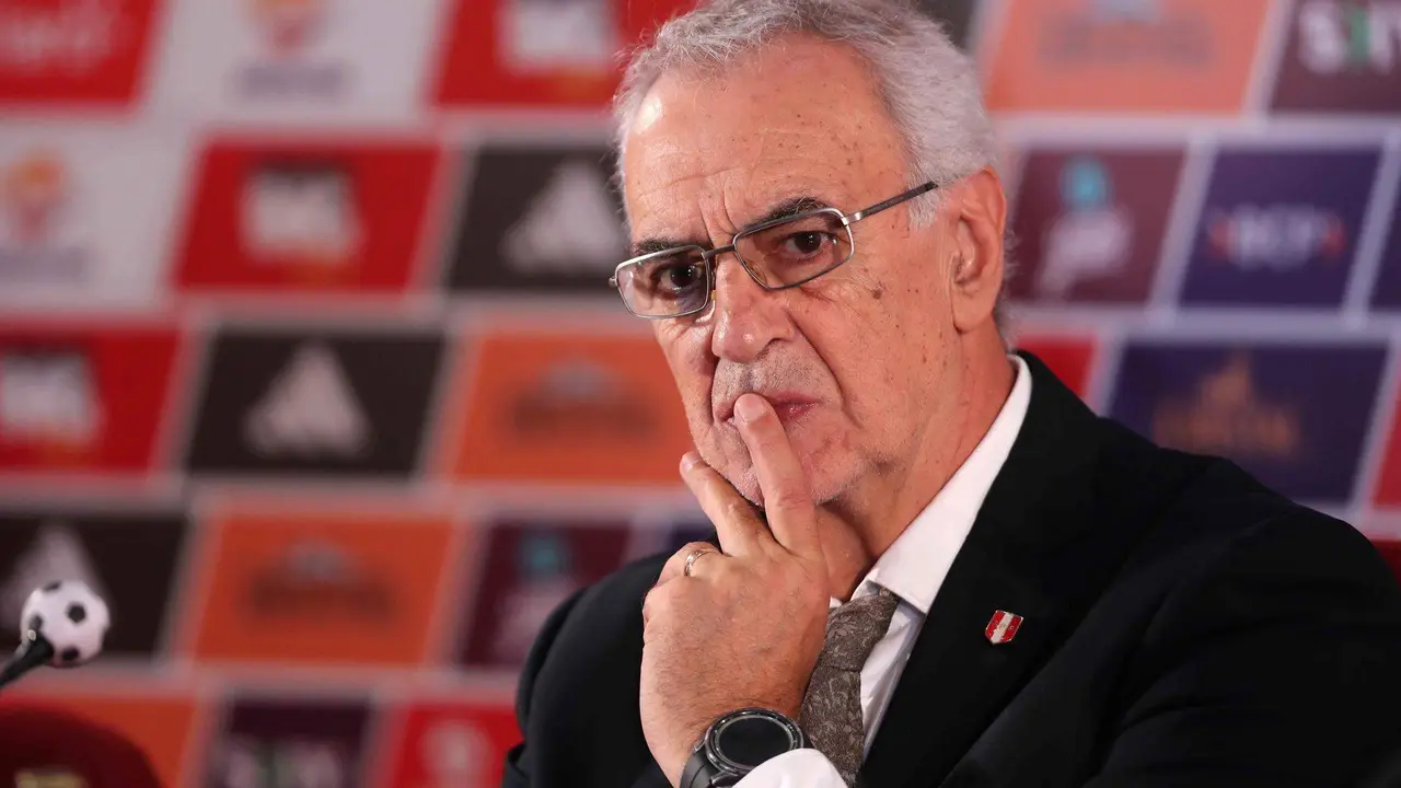 Fotograf&iacute;a de archivo del uruguayo Jorge Fossati, seleccionador de Per&uacute;. EFE/Paolo Aguilar
