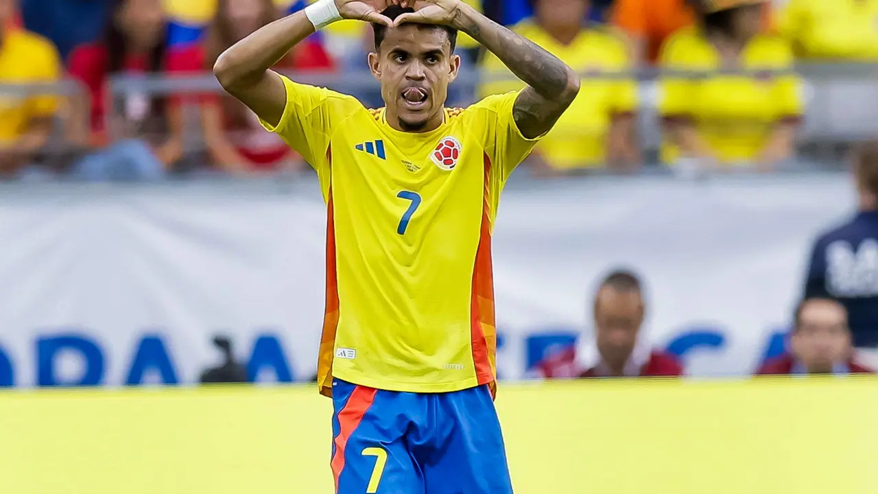 Luis D&iacute;az de Colombia reacciona luego de anotar un gol contra Panam&aacute; en la Copa Am&eacute;rica 2024. EFE/EPA/JUAN G. MABANGLO