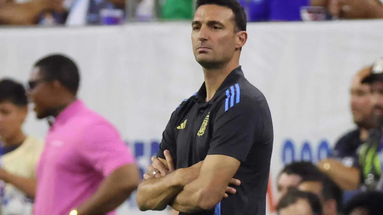 Lionel Scaloni, entrenador de Argentina, en una imagen de Archivo.. EFE/EPA/LESLIE PLAZA JOHNSON
