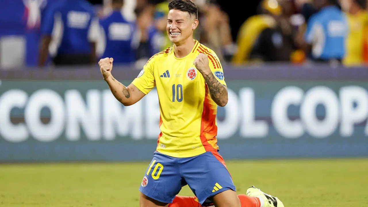 James Rodr&iacute;guez, uno  de los cinco futbolistas que jug&oacute; con la selecci&oacute;n de Colombia el Mundial 2014. EFE/EPA/ERIK S. LESSER